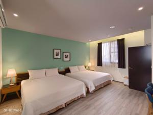 Phòng Có 2 Giường Cỡ Queen (Queen Room with Two Queen Beds)