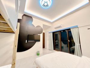 Phòng gia đình với phòng tắm riêng. (Family Room with Private Bathroom)