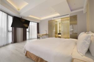 Phòng Suite - Giường đôi (Suite - Double)