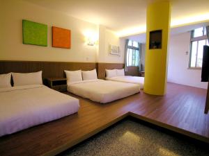 Phòng gia đình với phòng tắm riêng. (Family Room with Private Bathroom)