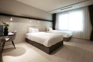 Phòng Deluxe 2 giường (Deluxe Twin Rooms)