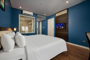 Phòng Superior giường đôi lớn (Superior Queen Room)