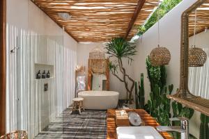 Biệt Thự Deluxe (Deluxe Villa)
