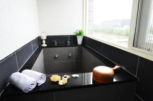 Phòng Đôi Loại Sang (Deluxe Double Room)