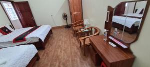 Phòng Gia Đình Có Vòi Sen (Family Room with Shower)