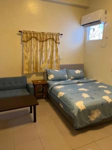 Phòng Giường Đôi Có Phòng Tắm Riêng (Double Room with Private Bathroom)