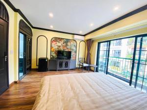 Phòng Giường Đôi Có Phòng Tắm Riêng (Double Room with Private Bathroom)