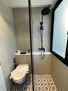 Standard Studio Apartment (Standard Studio Apartment)