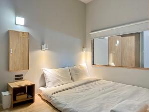 Phòng Cơ Bản Giường đôi – Cấm Hút Thuốc (Basic Double Room - Non-Smoking)