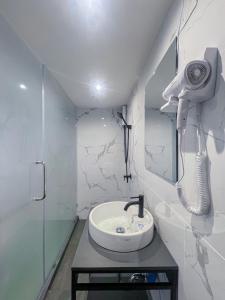 Phòng Đôi Tiêu chuẩn - Không có Cửa sổ (Standard Double Room - no window)