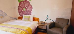 Phòng Đơn Với Phòng Tắm Vòi Sen Và Toilet Chung (Single Room with Shared Shower and Toilet)