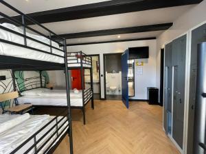 Bed in 8-Bed Mixed Dormitory Room room in Budget Hostel Heart of Amsterdam