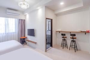Phòng 4 Người (Quadruple Room)