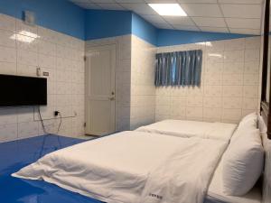 Phòng Đôi Tiêu Chuẩn Có 2 Giường Đôi (Standard Double Room with Two Double Beds)