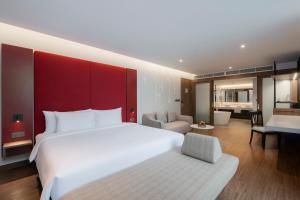 Suite cao cấp (Premium Suite)