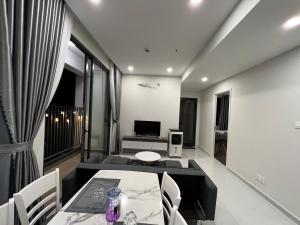 Căn Hộ 2 Phòng Ngủ (Two Bedroom Apartment)