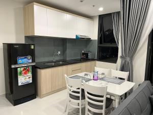 Căn Hộ 2 Phòng Ngủ (Two Bedroom Apartment)