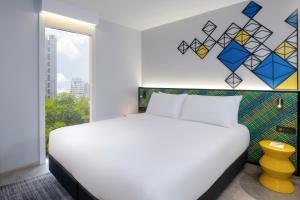 Standard King Room room in ibis Styles Bangkok Silom