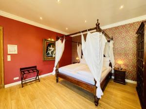 Large Double Room with Garden View room in Garden Living - Boutique Hotel