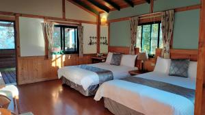 Phòng gia đình cho 8 người (Family Room for 8 People)