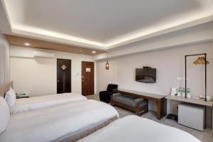 Phòng 3 người – Không gồm chỗ đỗ xe (Triple Room - No Parking Included)