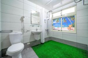 Phòng Premium 4 Người (Premium Quadruple Room)