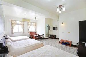 Phòng Gia Đình Có Phòng Tắm (Family Room with Bathroom)