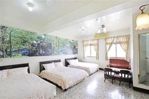 Phòng Gia Đình Có Phòng Tắm (Family Room with Bathroom)