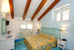 Double or Twin Room with Garden View room in Villa Maria Luigia