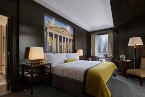 Signature, Guest room, 1 King room in Threadneedles Autograph Collection by Marriott
