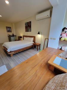 Phòng Giường Đôi Nhìn Ra Vườn (Double Room with Garden View)