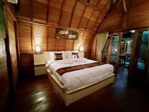 Phòng Đôi Loại Sang (Deluxe Double Room)