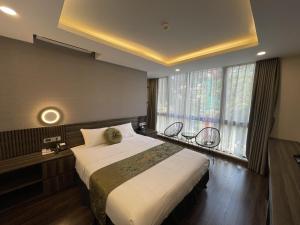 Phòng Giường Đôi/2 Giường Đơn Nhìn Ra Thành Phố (Double or Twin Room with City View)