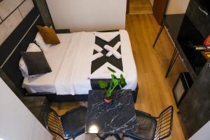 Deluxe Single Room room in La Pazza Suites