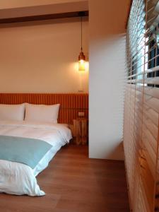 Phòng Giường Đôi Nhìn Ra Núi (Double Room with Mountain View)