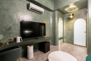 Phòng Đôi Loại Sang (Deluxe Double Room)