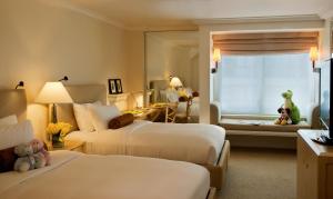 Deluxe Double Room with Two Double Beds room in Taj Campton Place