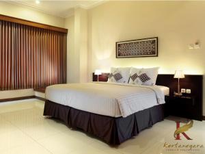 Phòng Tiêu Chuẩn Giường Lớn (Standard King Room)