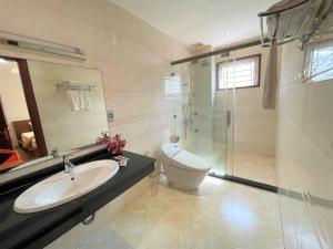 Phòng Đôi Loại Sang (Deluxe Double Room)
