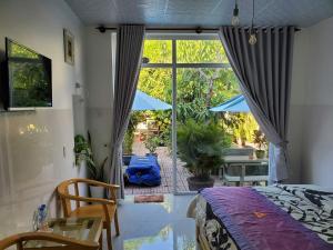 Phòng Đôi Loại Sang (Deluxe Double Room)
