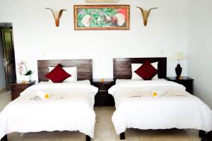 Phòng Superior 2 Giường Đơn Nhìn Ra Biển (Superior Twin Room with Sea View)