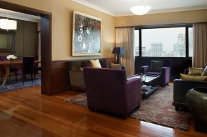 Presidential Suite, Club lounge access, 1 Bedroom Presidential Suite, 1 King, City view