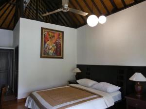 Phòng Giường Đôi Nhìn Ra Vườn (Double Room with Garden View)