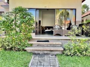 Phòng 3 Người Nhìn Ra Vườn (Triple Room with Garden View)