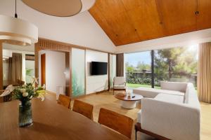 Biệt Thự 2 Phòng Ngủ (Two-Bedroom Villa)