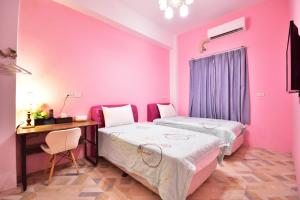 Phòng Giường Đôi Có Phòng Tắm Riêng (Double Room with Private Bathroom)