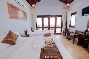 Phòng Có Giường Cỡ King Nhìn Ra Biển (King Room with Sea View)