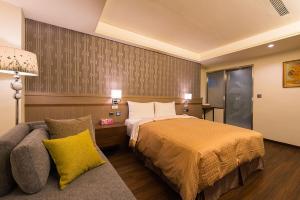 Phòng Tiêu Chuẩn Giường Đôi (Standard Double Room)