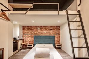 Phòng Riêng 4 Người Có 2 Giường Tầng Đôi (Quadruple Private Room with 2 Double Bunk Beds)