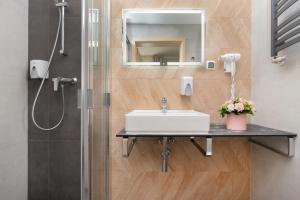 Double or Twin Room room in Villa Angela